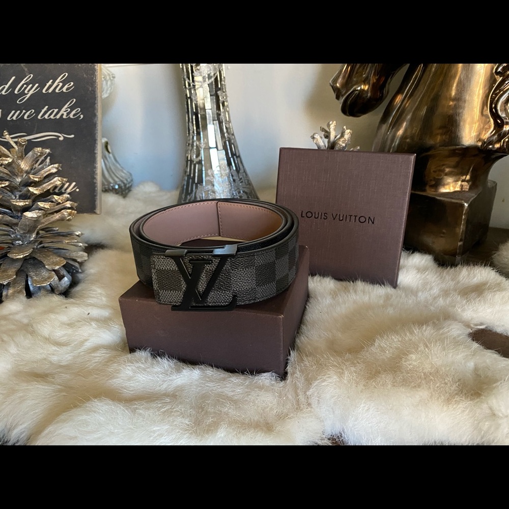 Brand new! Authentic LOUIS VUITTON graphite damier